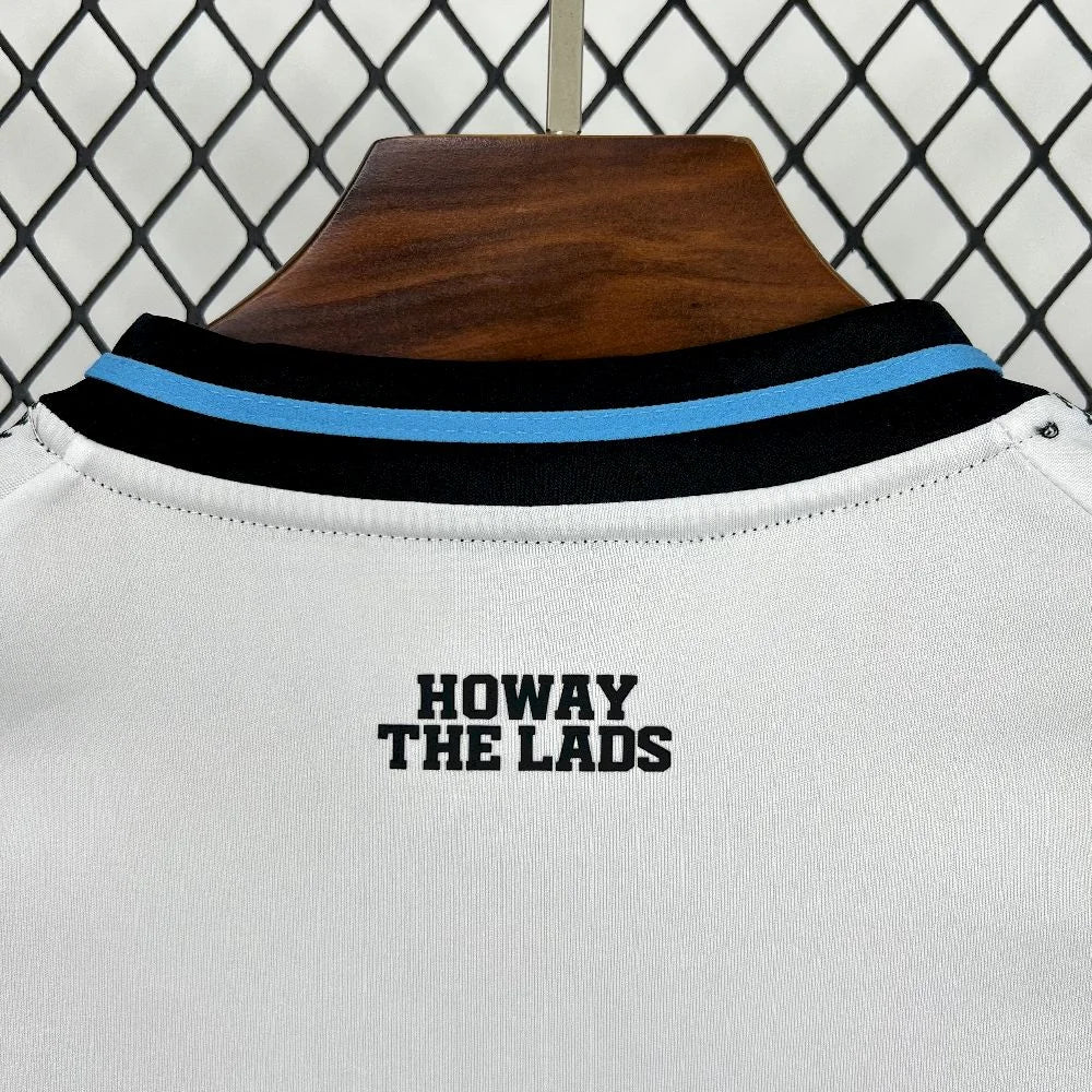 Newcastle United Hemmatröja 2025/26