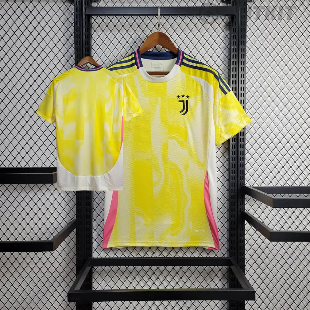Juventus Away Shirt 2024/25 Clothing