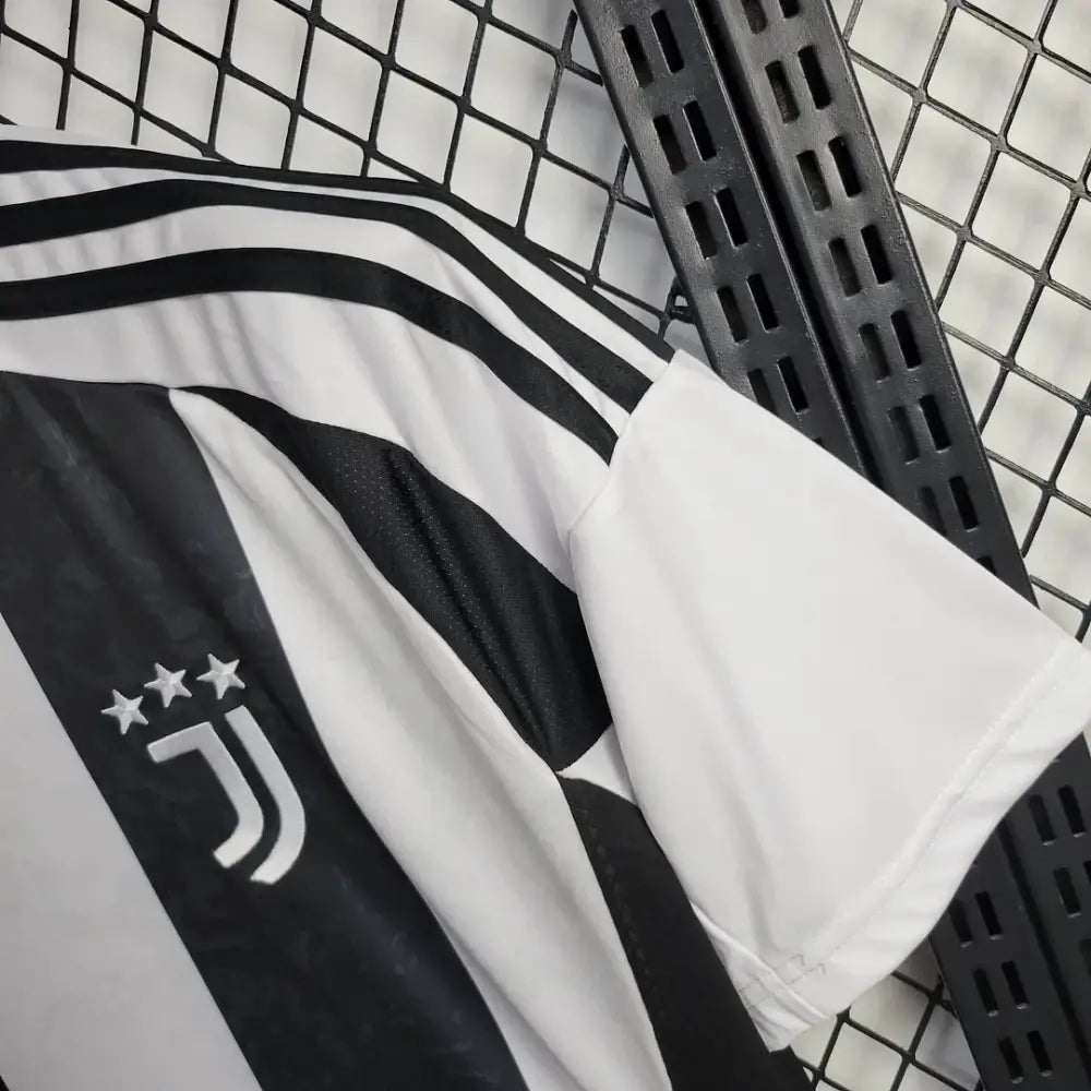 Juventus Home Shirt 2024/25 Clothing