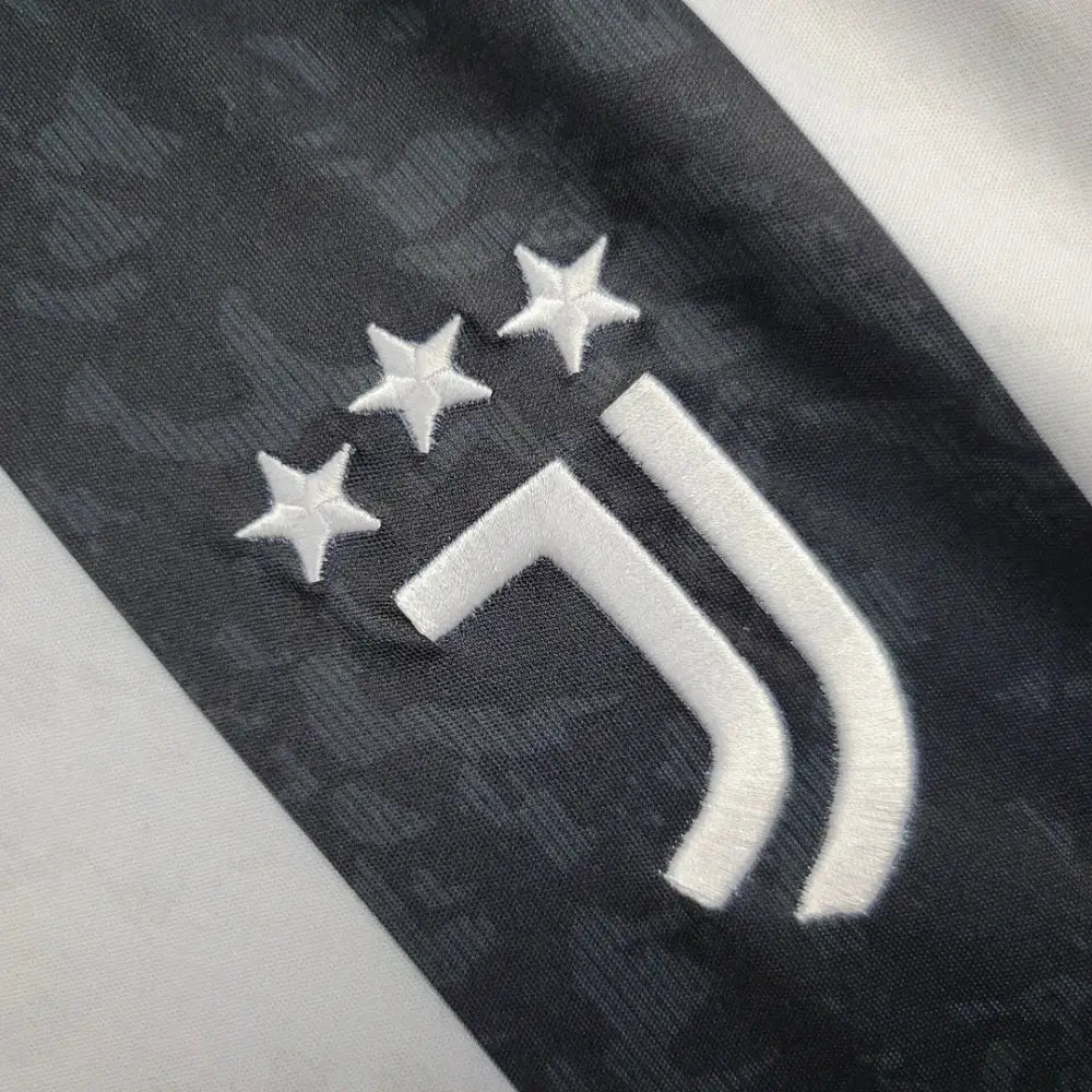Juventus Home Shirt 2024/25 Clothing