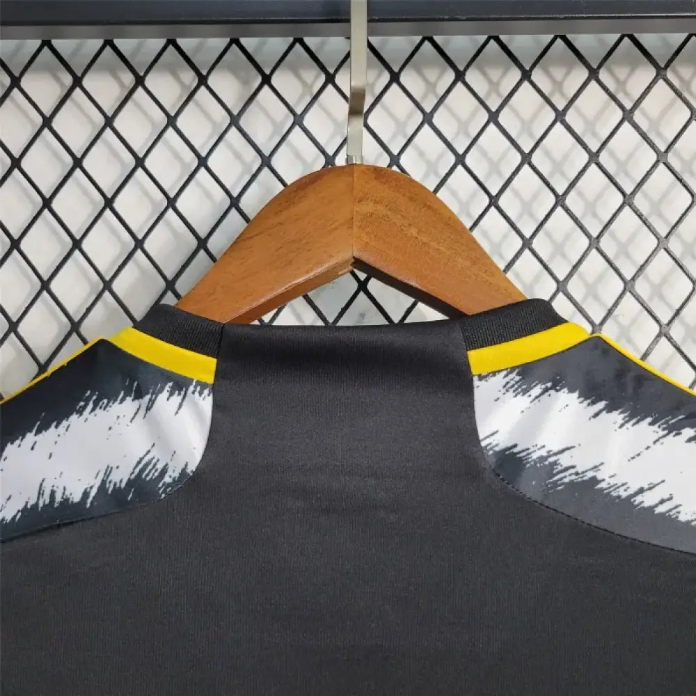 Juventus Home Shirt 23/24 Clothing