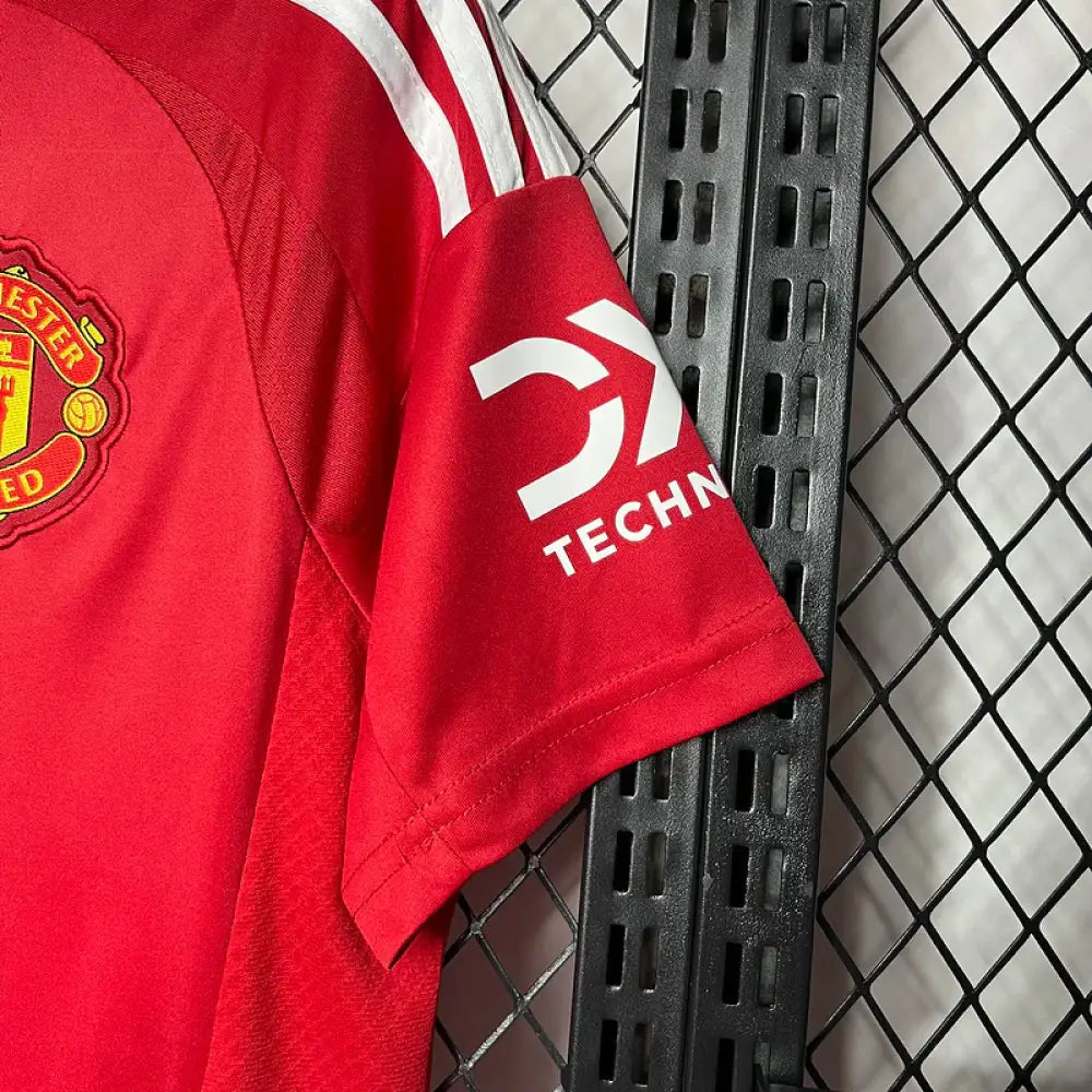 Manchester United Home Shirt 2024/25
