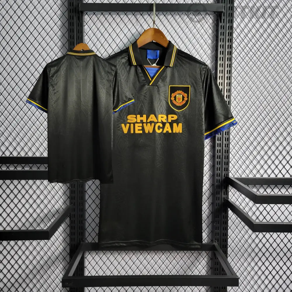 Retro 1993/95 Manchester United Away Shirt