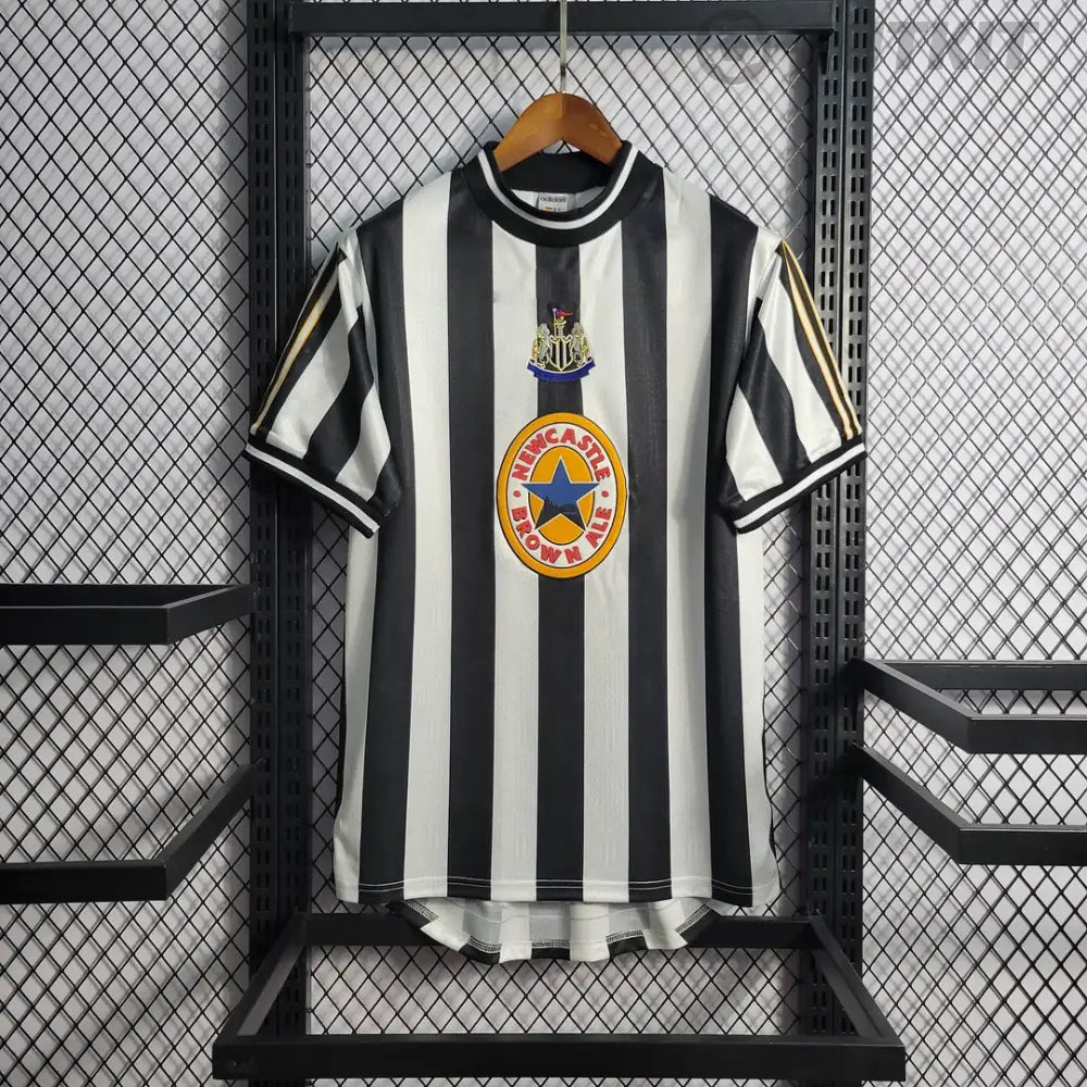 Retro 1995/97 Newcastle United Home Shirt Clothing