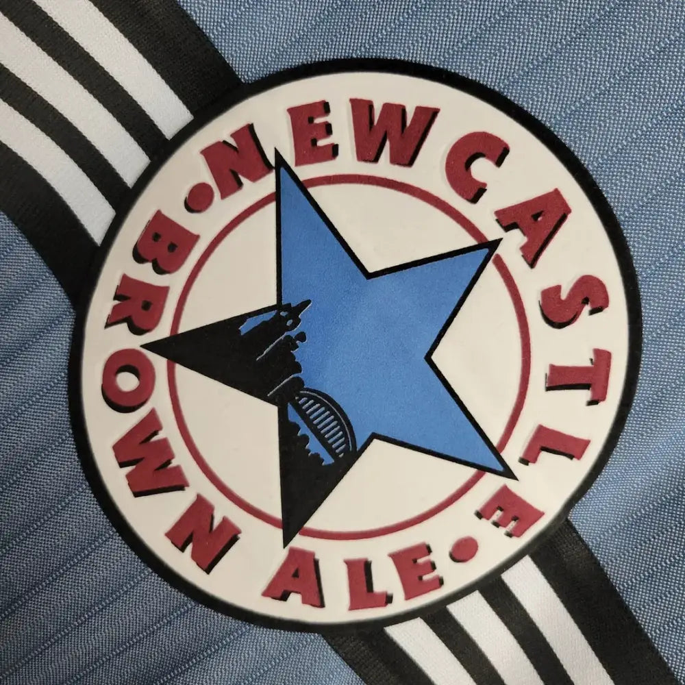 Retro 1996/97 Newcastle United Away Shirt Clothing