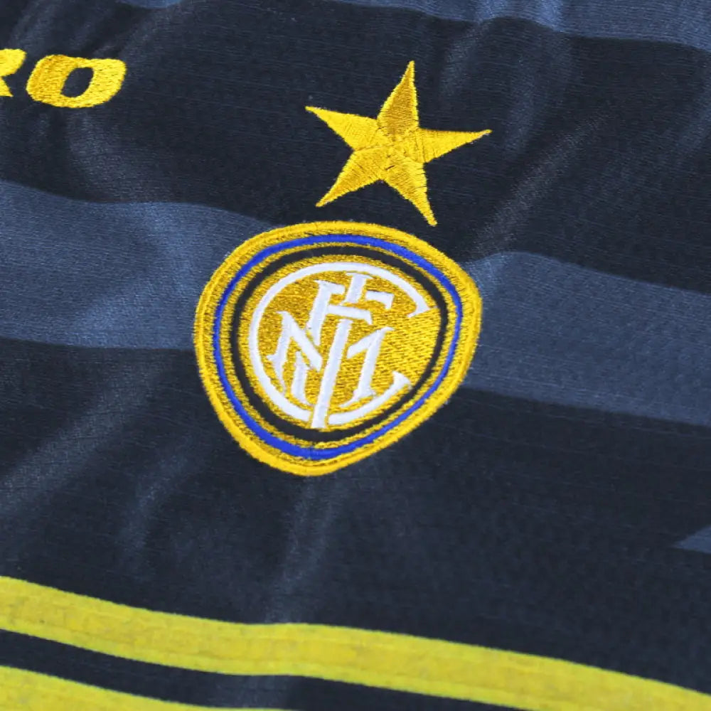 Retro 1997/98 Inter Milan Third Shirt Clothing