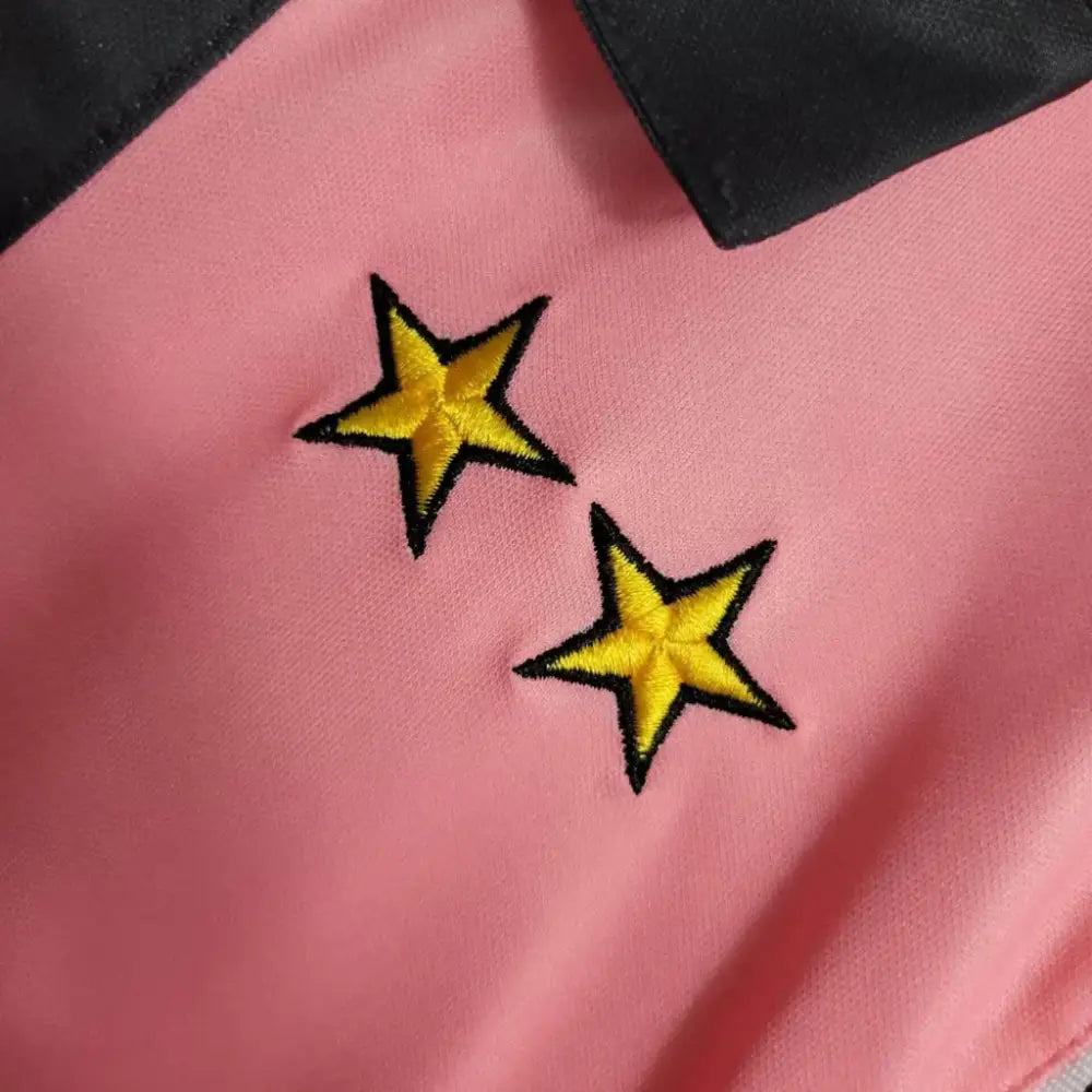 Retro 1997/98 Juventus Away Shirt Clothing