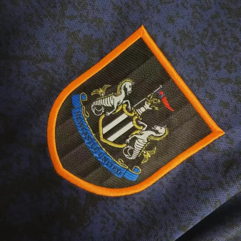 Retro 1997/98 Newcastle United Away Shirt Clothing