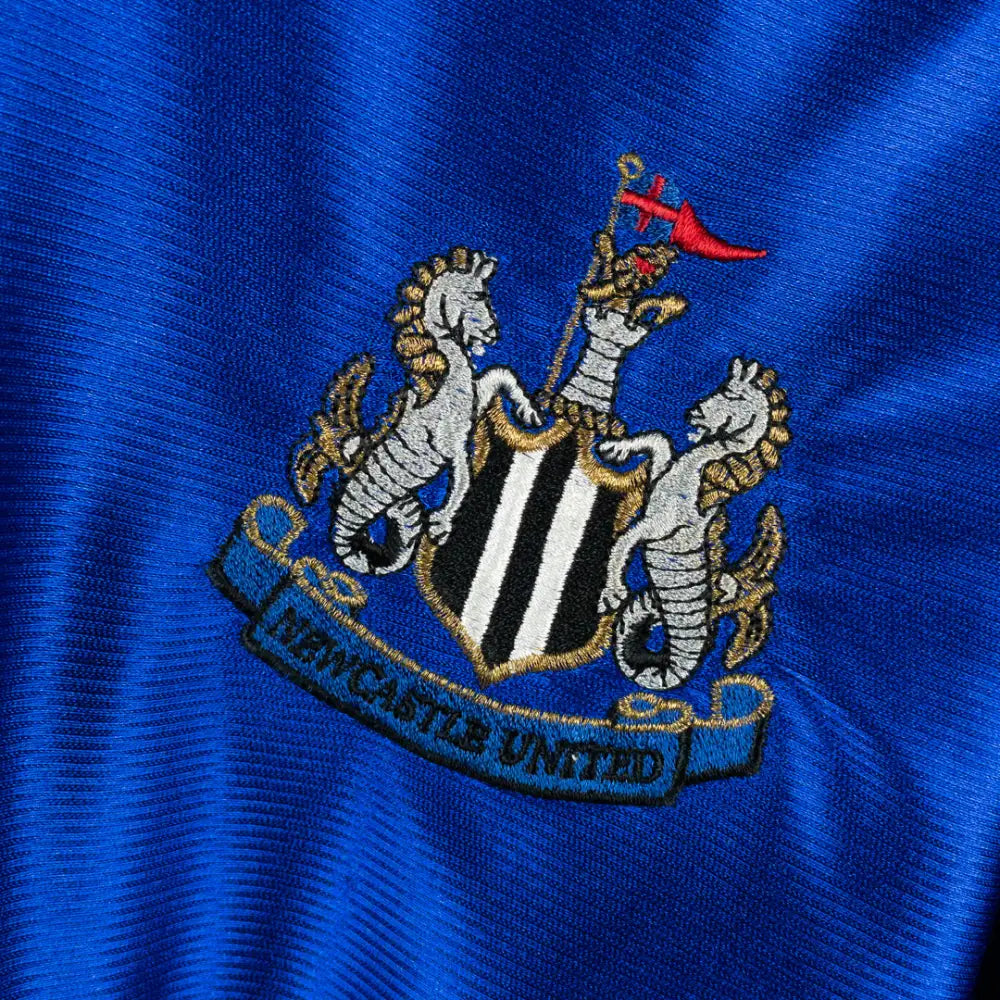 Retro 1998/99 Newcastle United Away Shirt Clothing