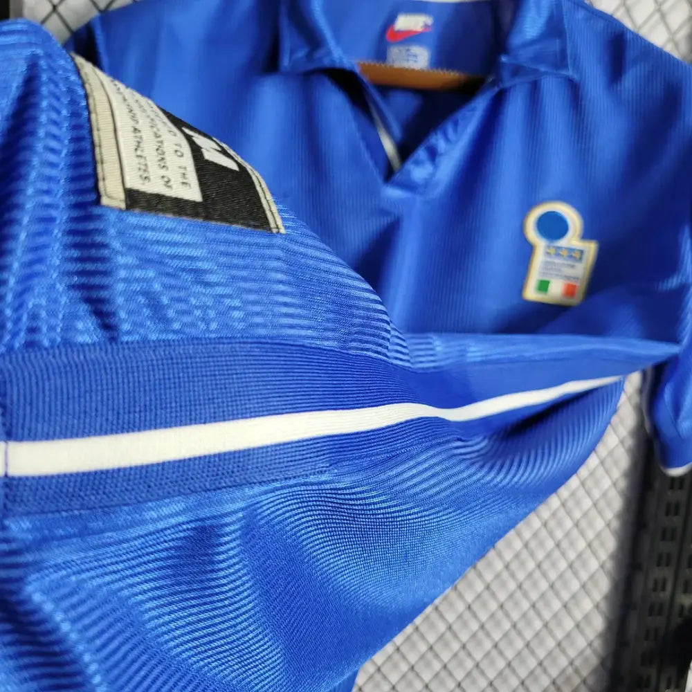 Retro 1998 Italy Home Shirt Clothing