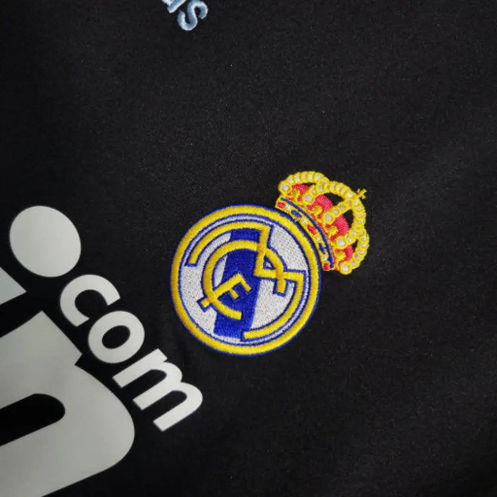 Retro 2009/10 Real Madrid Away Shirt Clothing