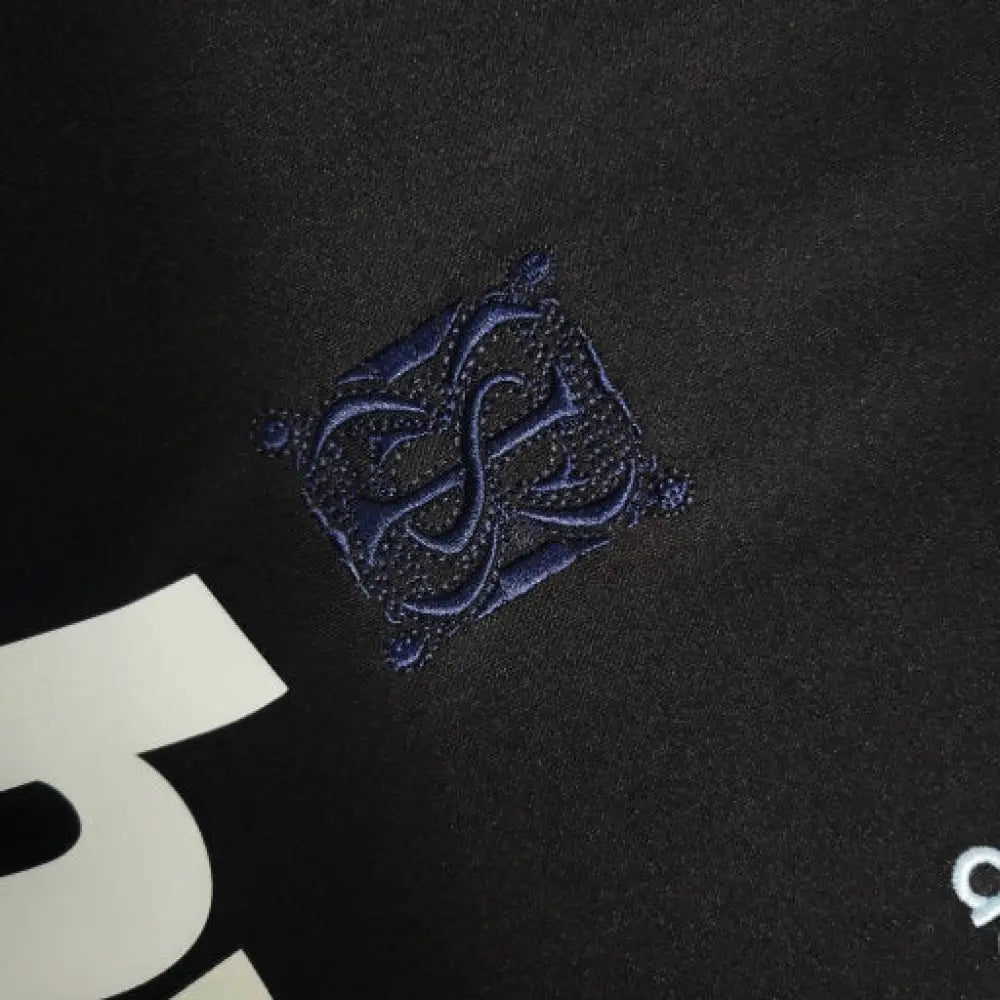 Retro 2009/10 Real Madrid Away Shirt Clothing