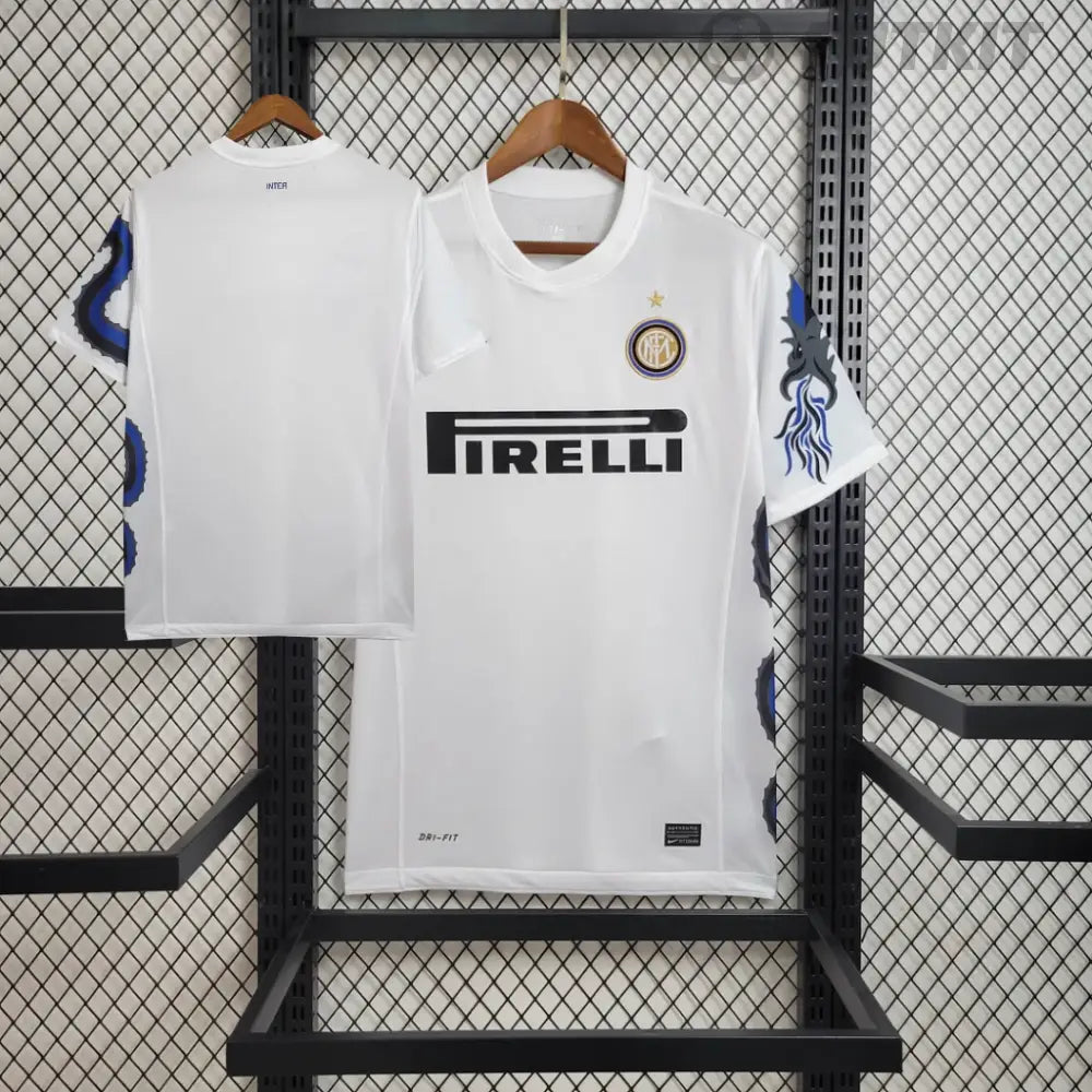 Retro 2010/11 Inter Milan Away Shirt Clothing