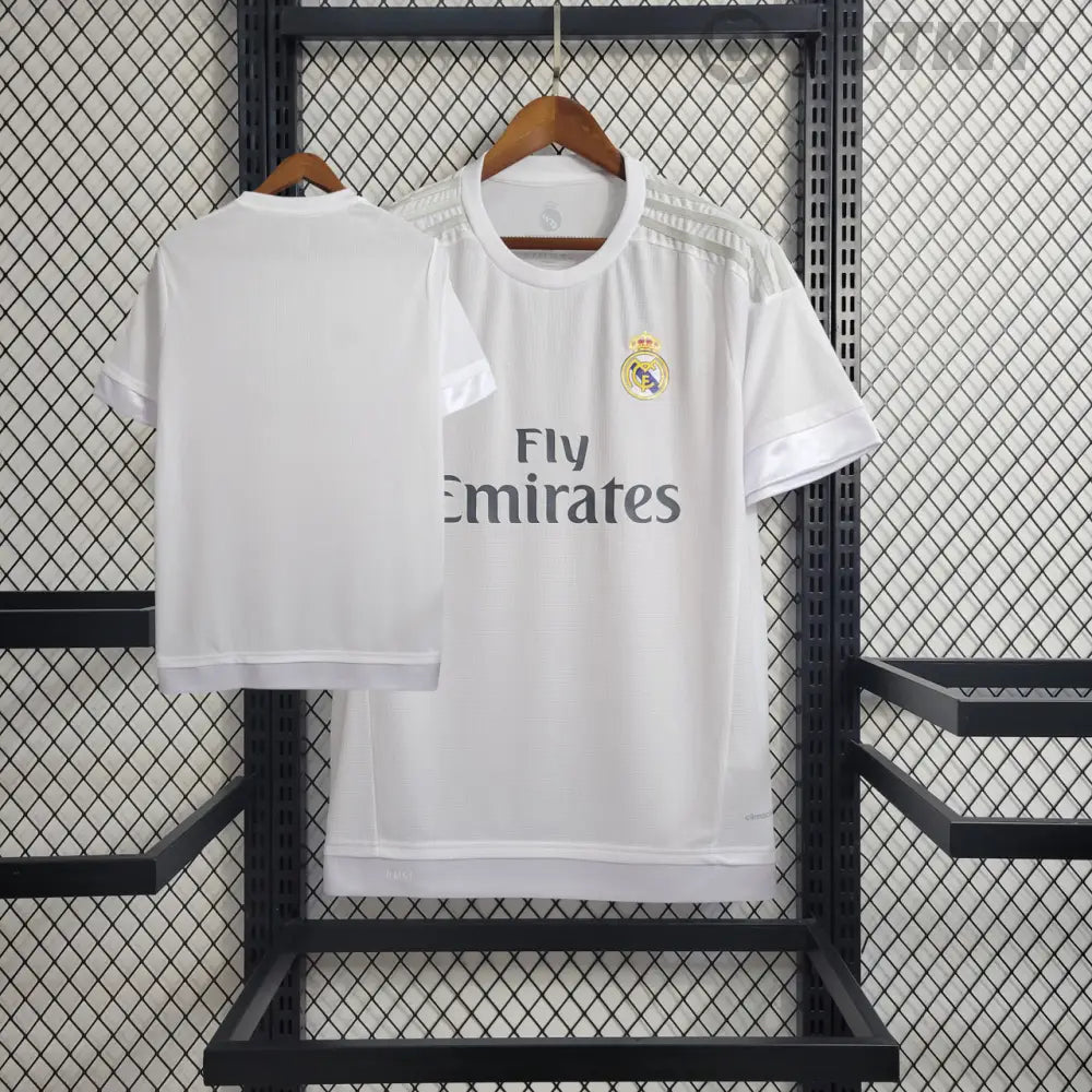 Retro 2015/16 Real Madrid Home Shirt Clothing