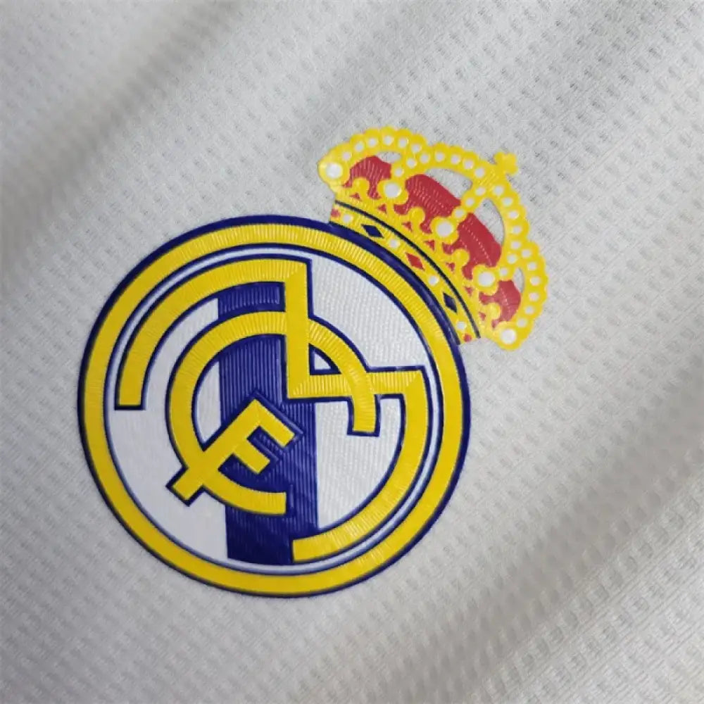 Retro 2015/16 Real Madrid Home Shirt Clothing
