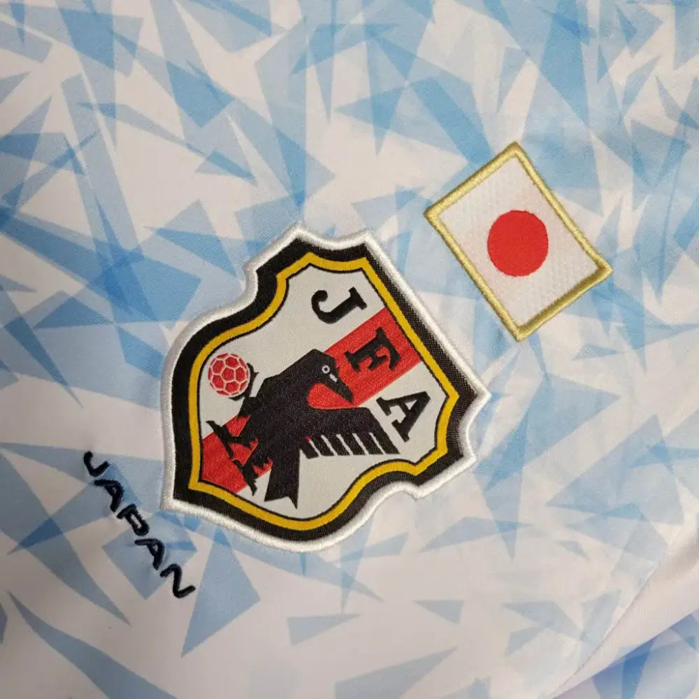 Retro 2016/17 Japan Away Shirt Clothing
