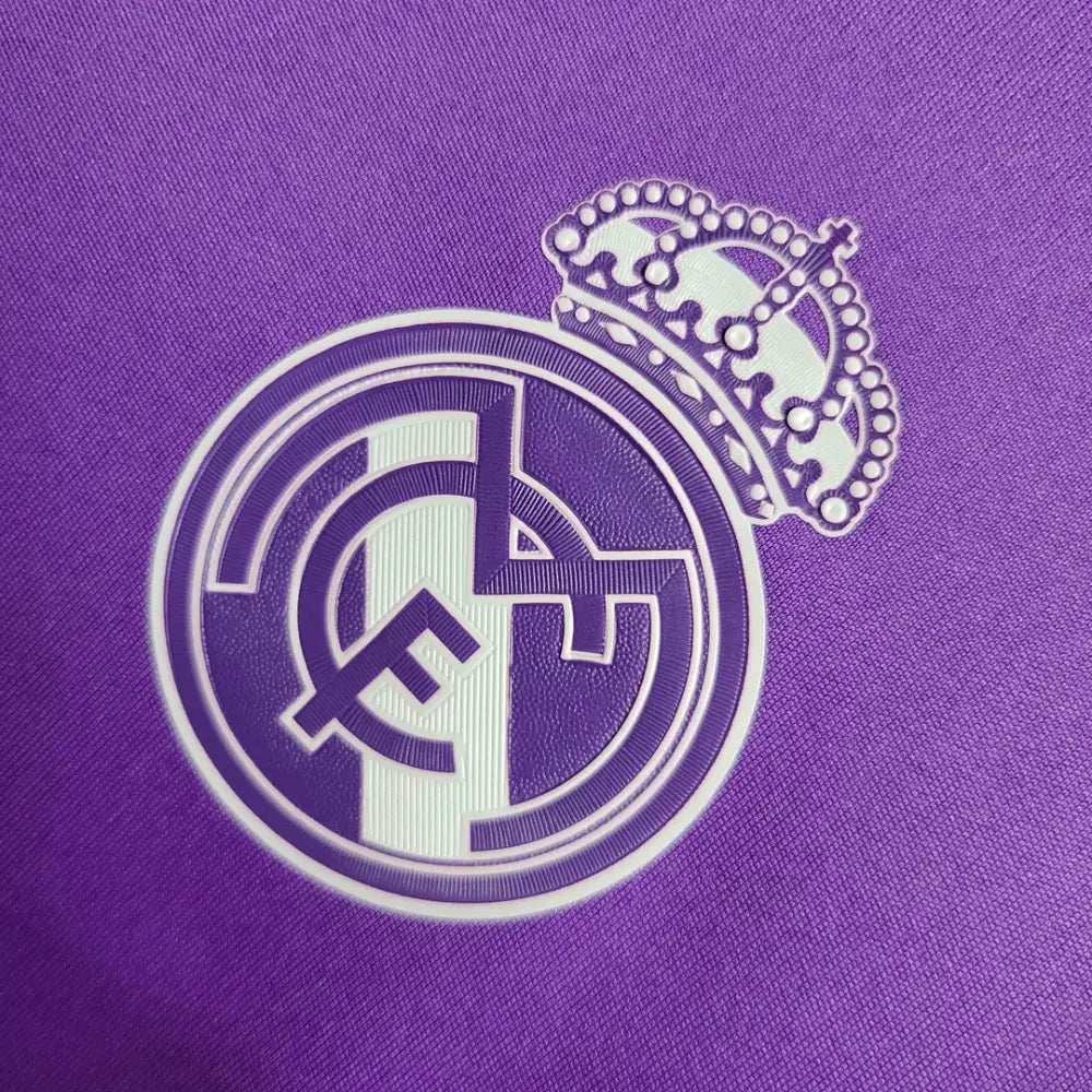 Retro 2016-2017 Real Madrid Away Shirt Long Sleeve Clothing