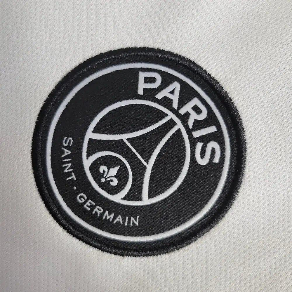 Retro 2018/19 PAR White Edition Long Sleeve Clothing