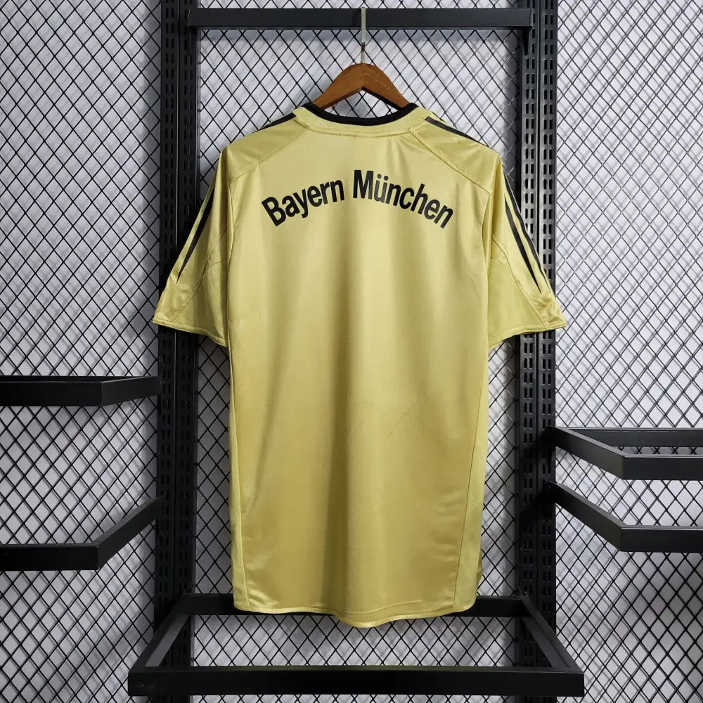 Retro Bayern Munich Away Shirt 2004/05 Clothing
