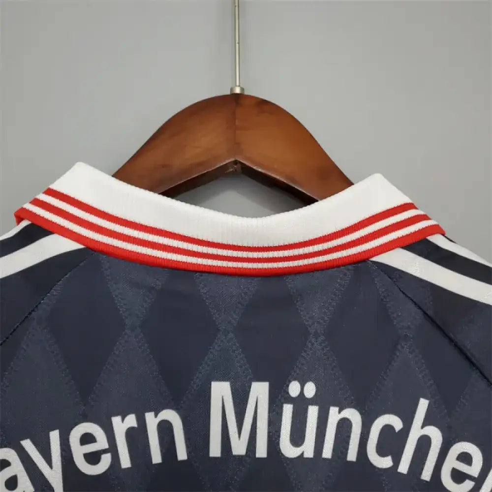 Retro Bayern Munich Home Shirt 1997/99 Clothing