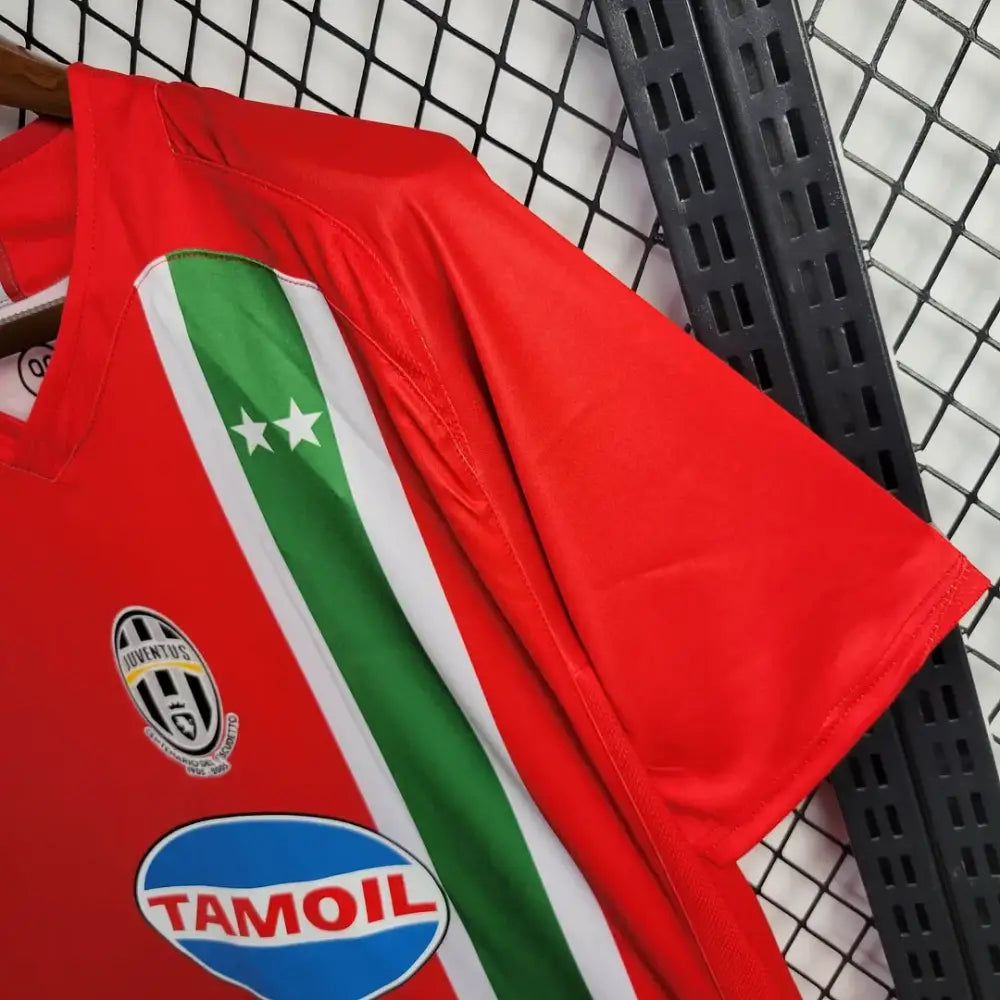 Retro Juventus 2005/06 Away Shirt Clothing
