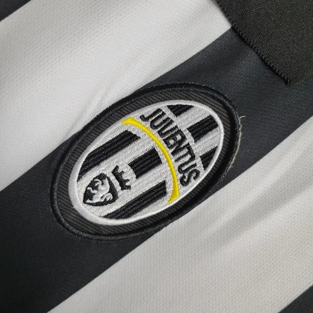 Retro Juventus 2014/15 Home Shirt Clothing