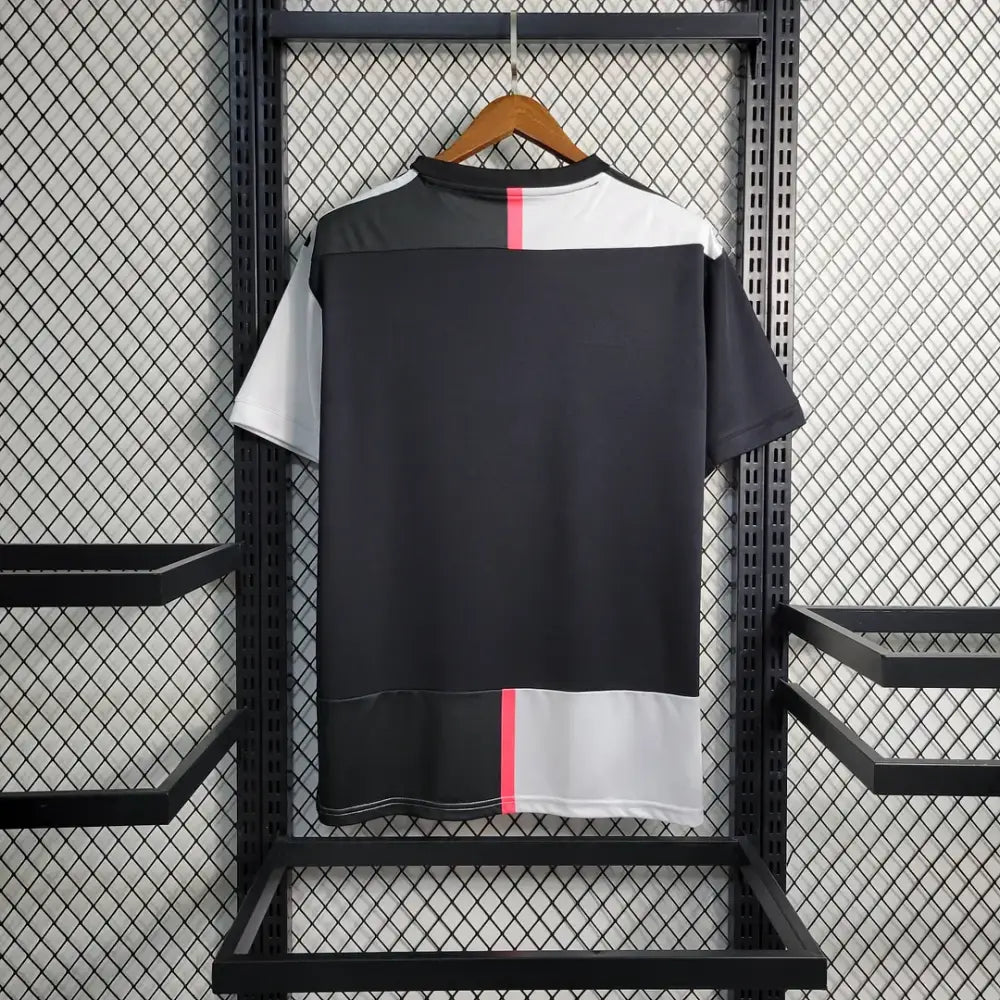 Retro Juventus 2019/20 Home Shirt Clothing