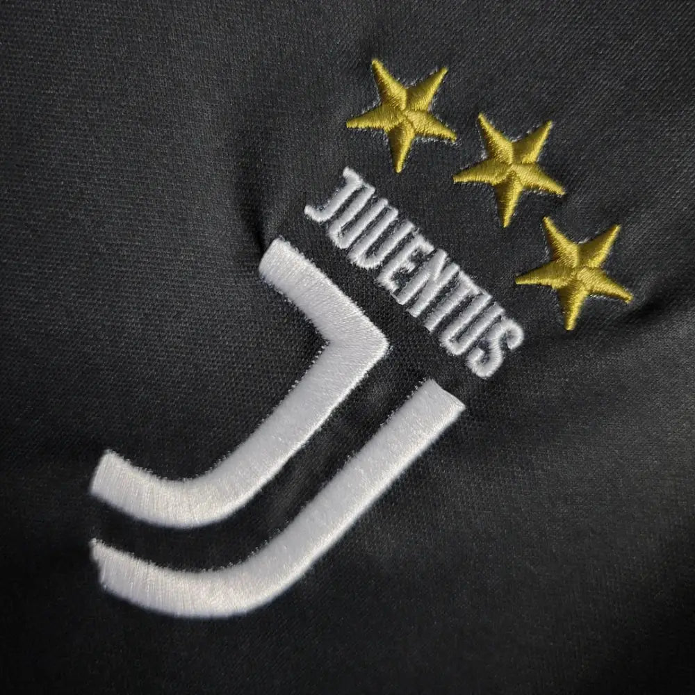 Retro Juventus 2019/20 Home Shirt Clothing