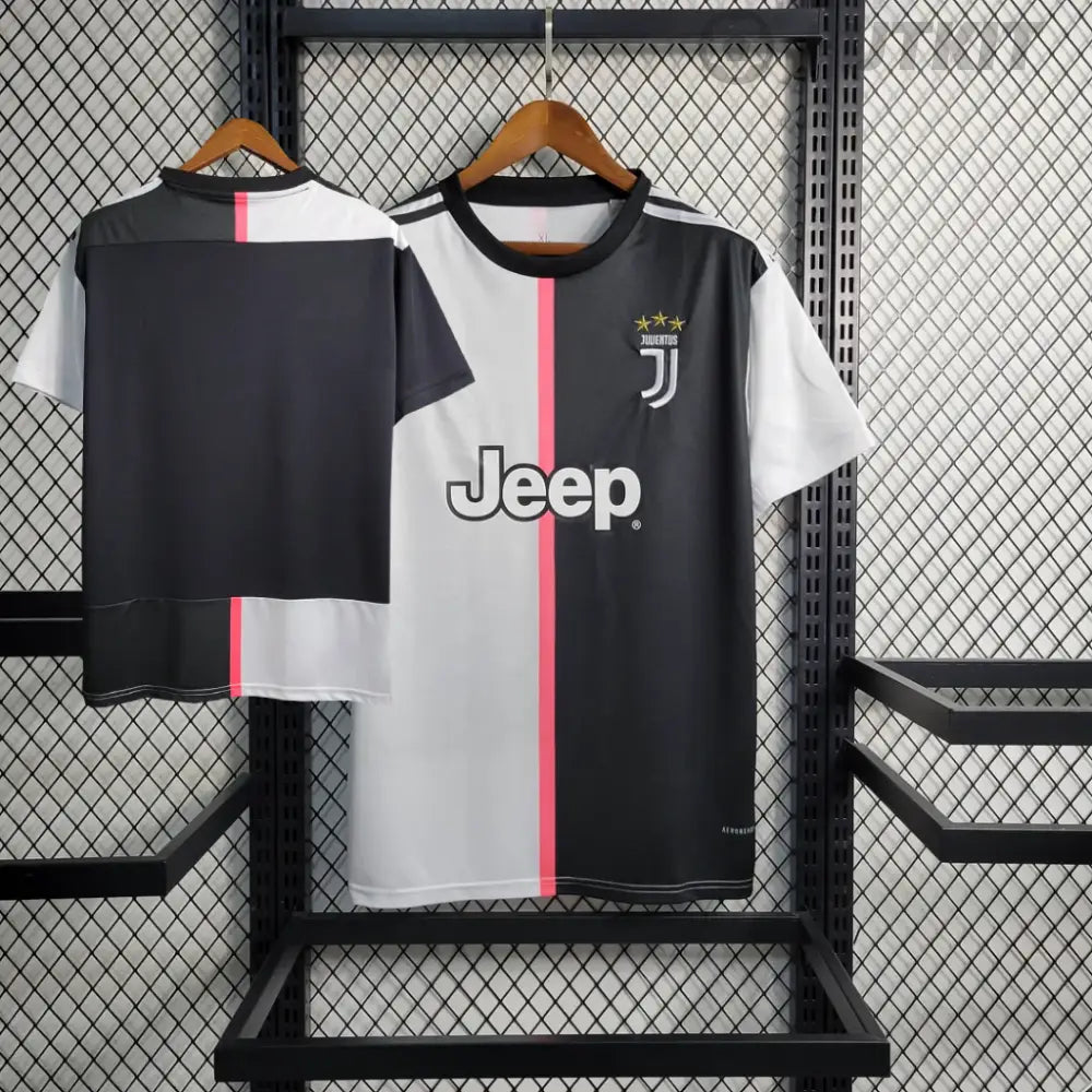 Retro Juventus 2019/20 Home Shirt Clothing
