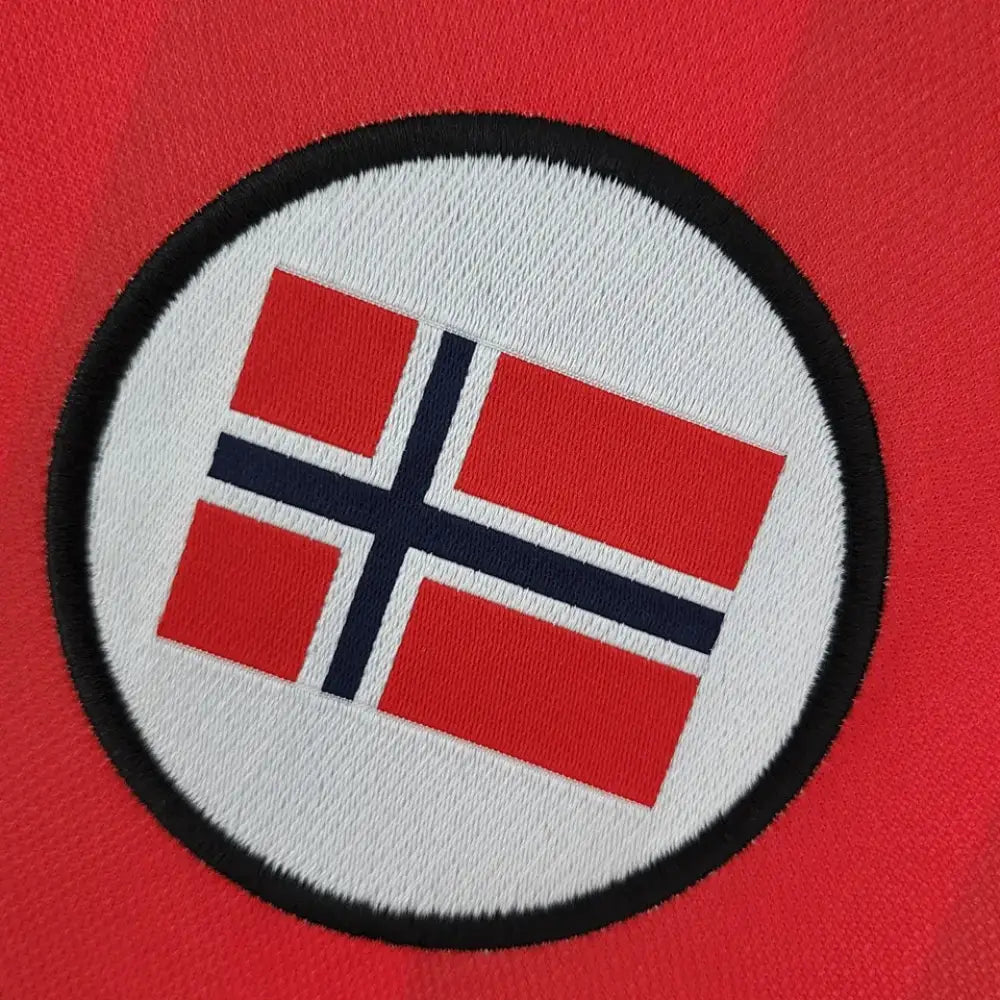 Retro Norway 1998/99 Home Shirt Clothing