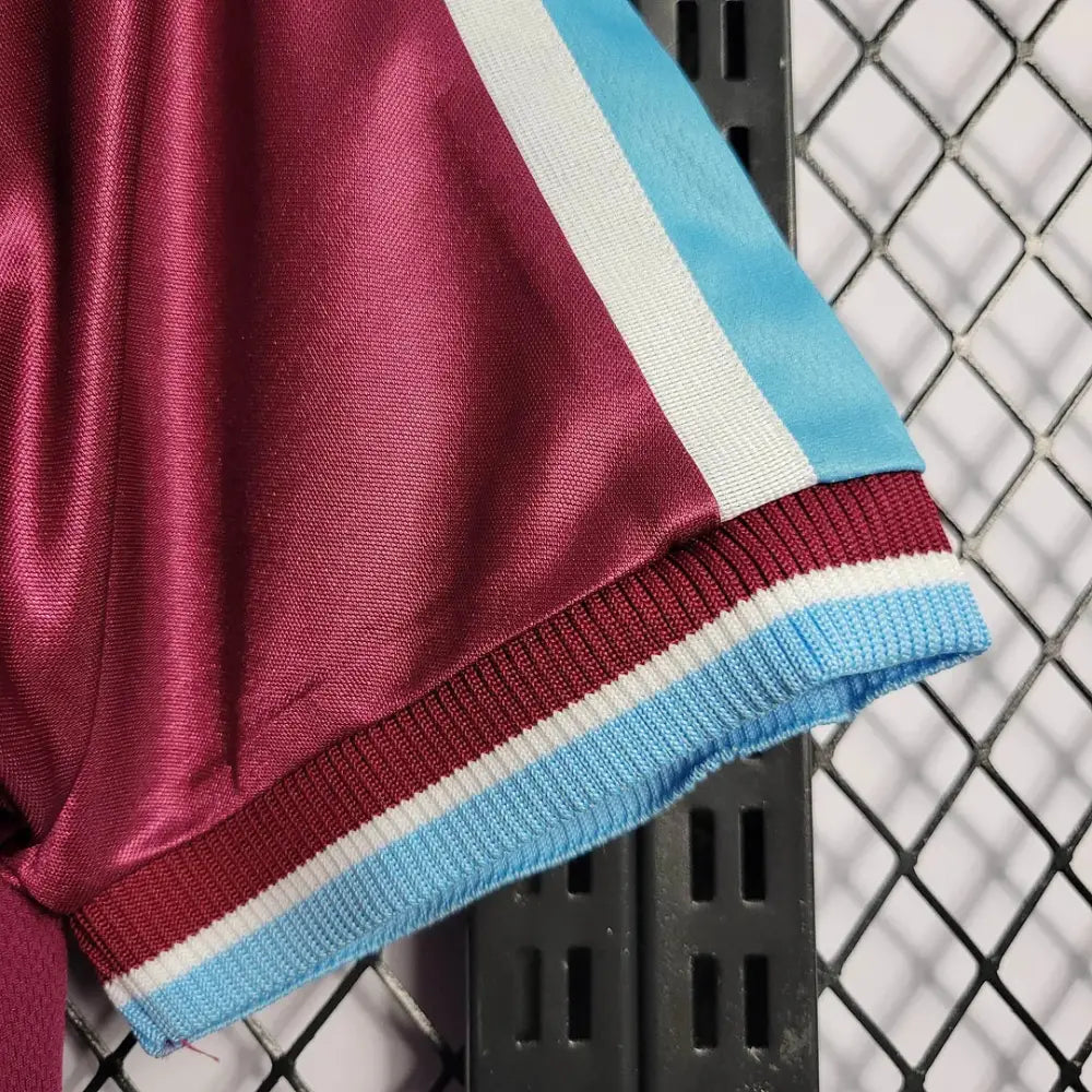 Retro West Ham United Home Shirt 1999/00 Clothing