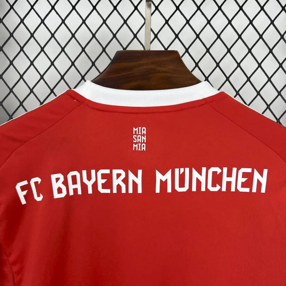 Bayern Munich Home Shirt 2025/26 Clothing