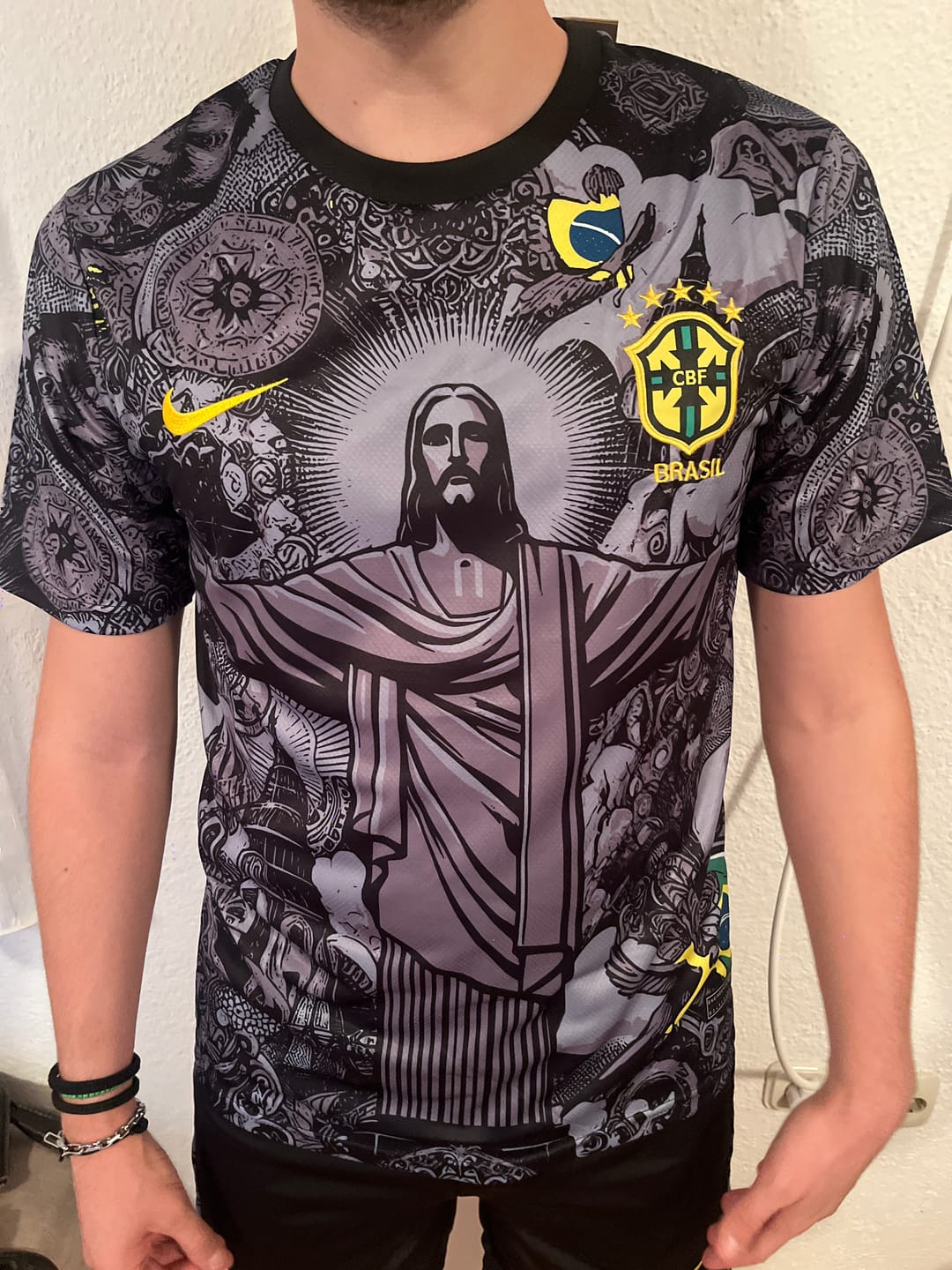 Brazil 2025/26 Special Edition Pink Shirt – FUTKIT™