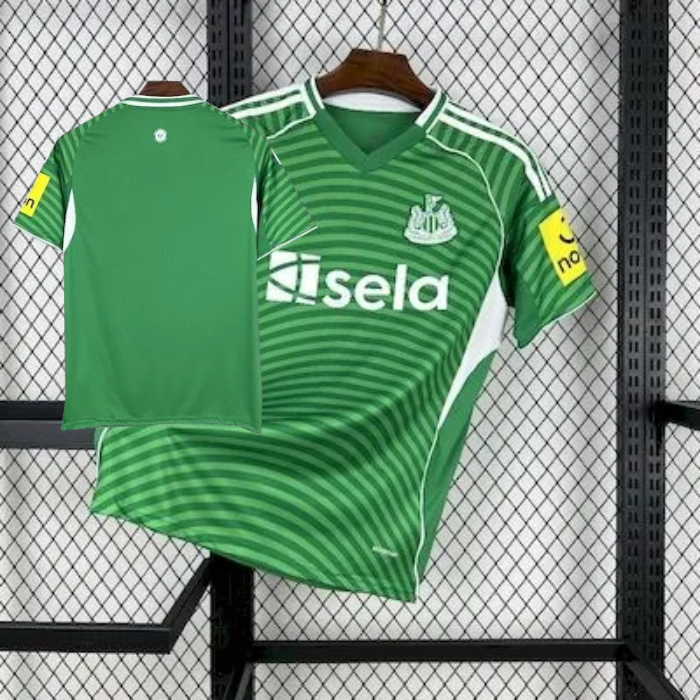 NC Utd 2025/26 Bortatröja