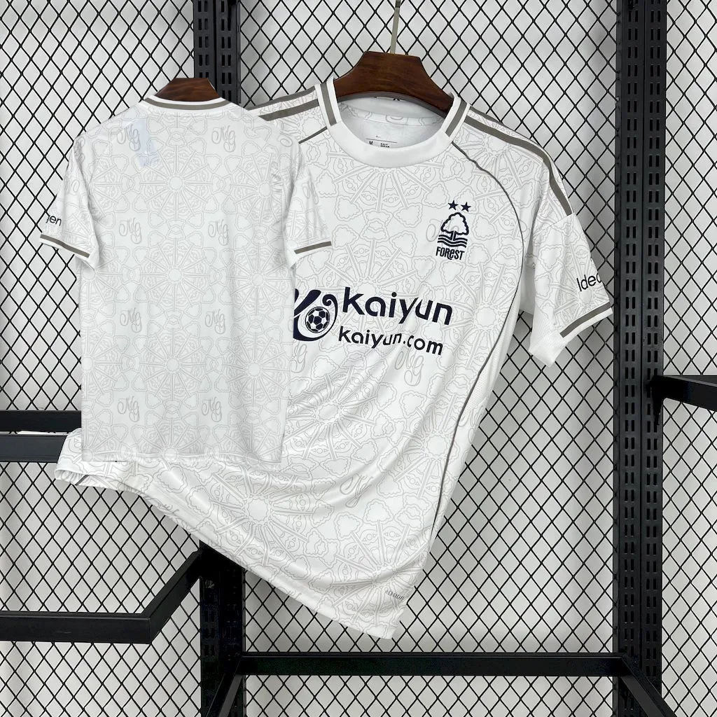 Nottingham Forest Away Shirt 2025/26