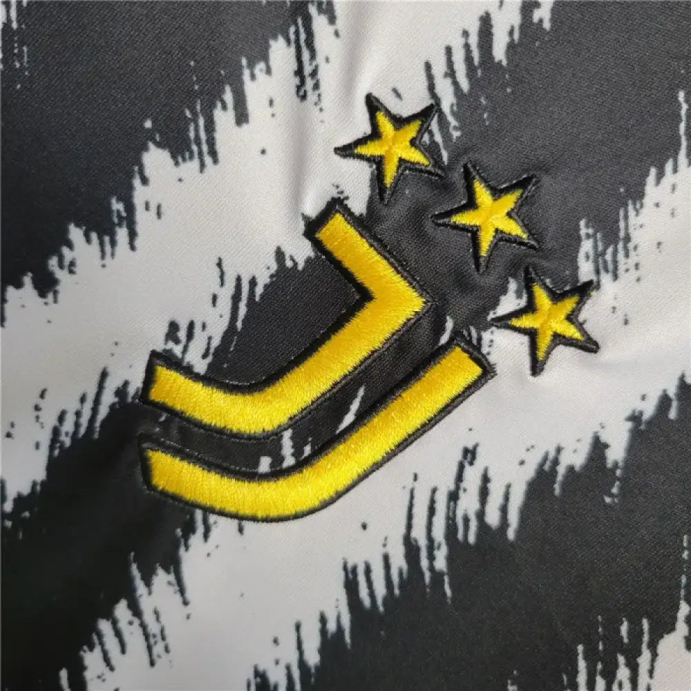 Juventus Home Shirt 23/24 Clothing