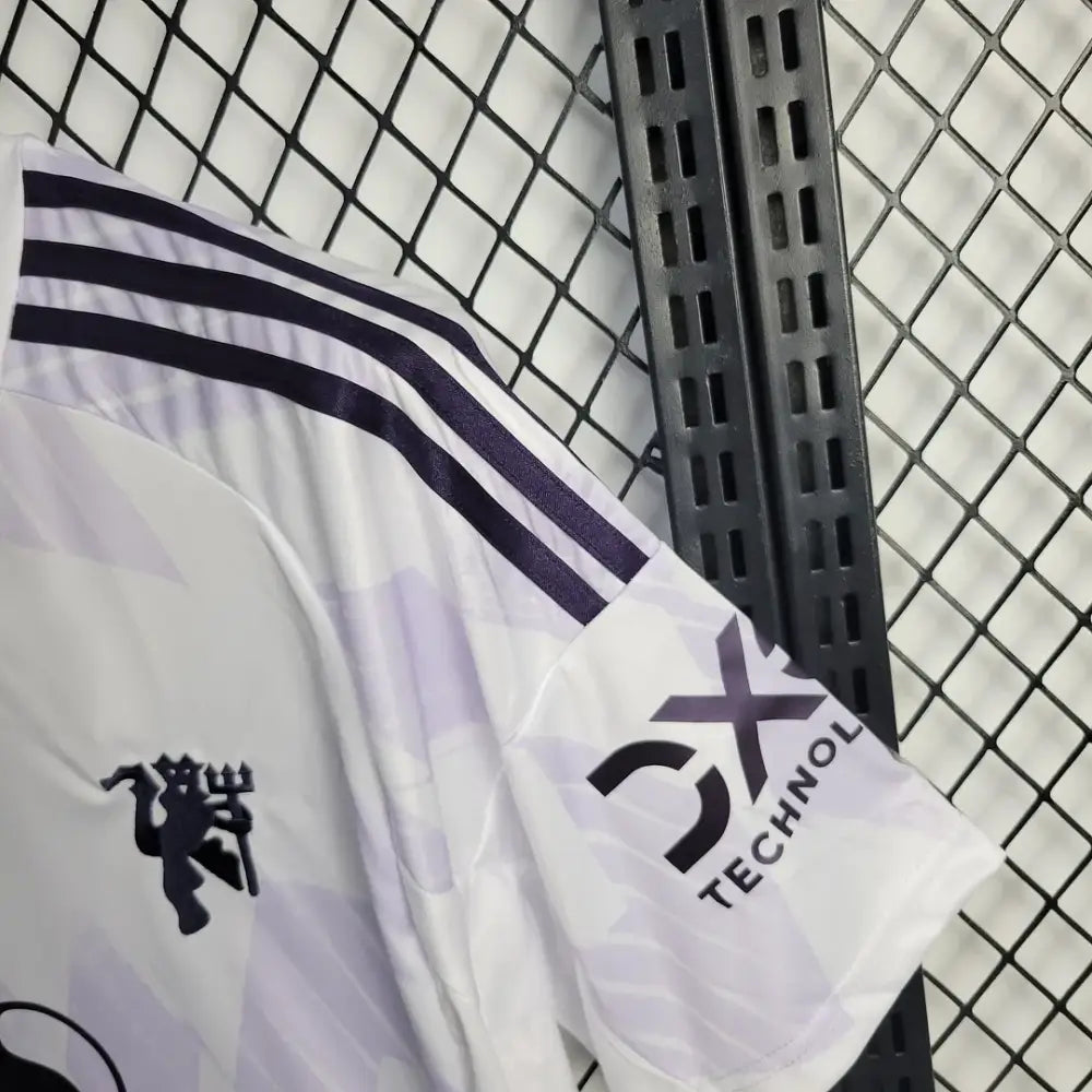 Manchester United Away Shirt 2025/26