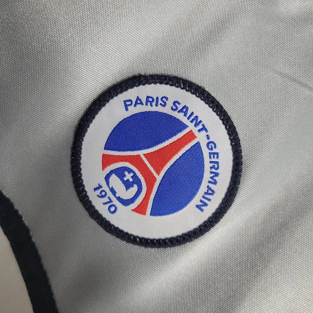 Retro 2000/01 PAR Away Shirt Clothing