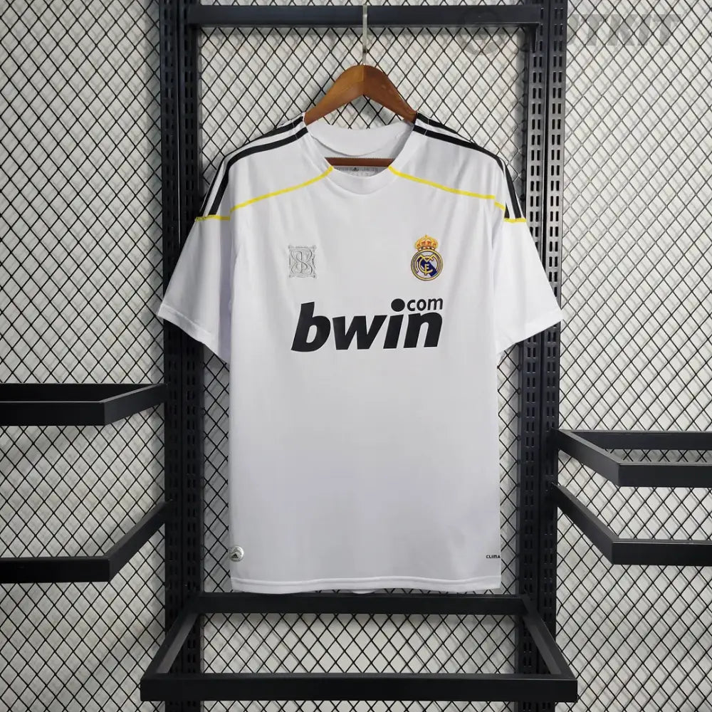 Retro 2009/10 Real Madrid Home Shirt Clothing