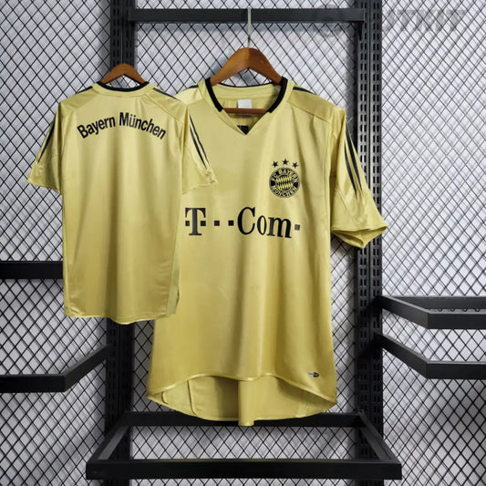 Retro Bayern Munich Away Shirt 2004/05 Clothing